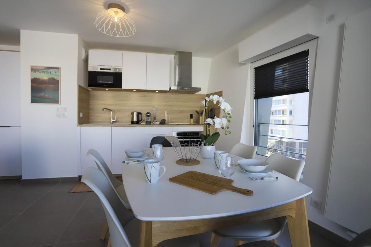 La Plume Vue Lac 3 Etoiles - Garage Prive, Secteur Recherche, Moderne & Tout Equipe, 6 Personnes آنسي المظهر الخارجي الصورة