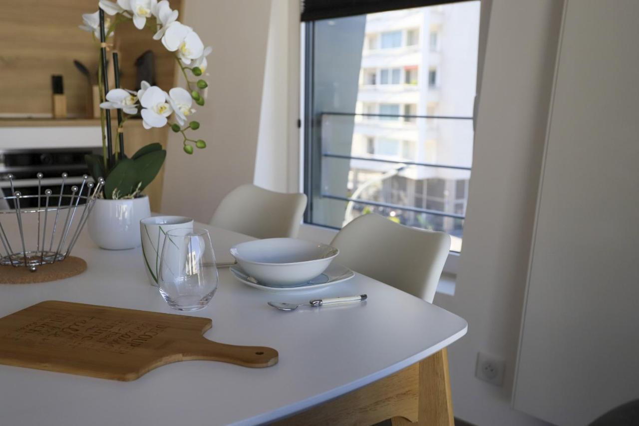 La Plume Vue Lac 3 Etoiles - Garage Prive, Secteur Recherche, Moderne & Tout Equipe, 6 Personnes آنسي المظهر الخارجي الصورة