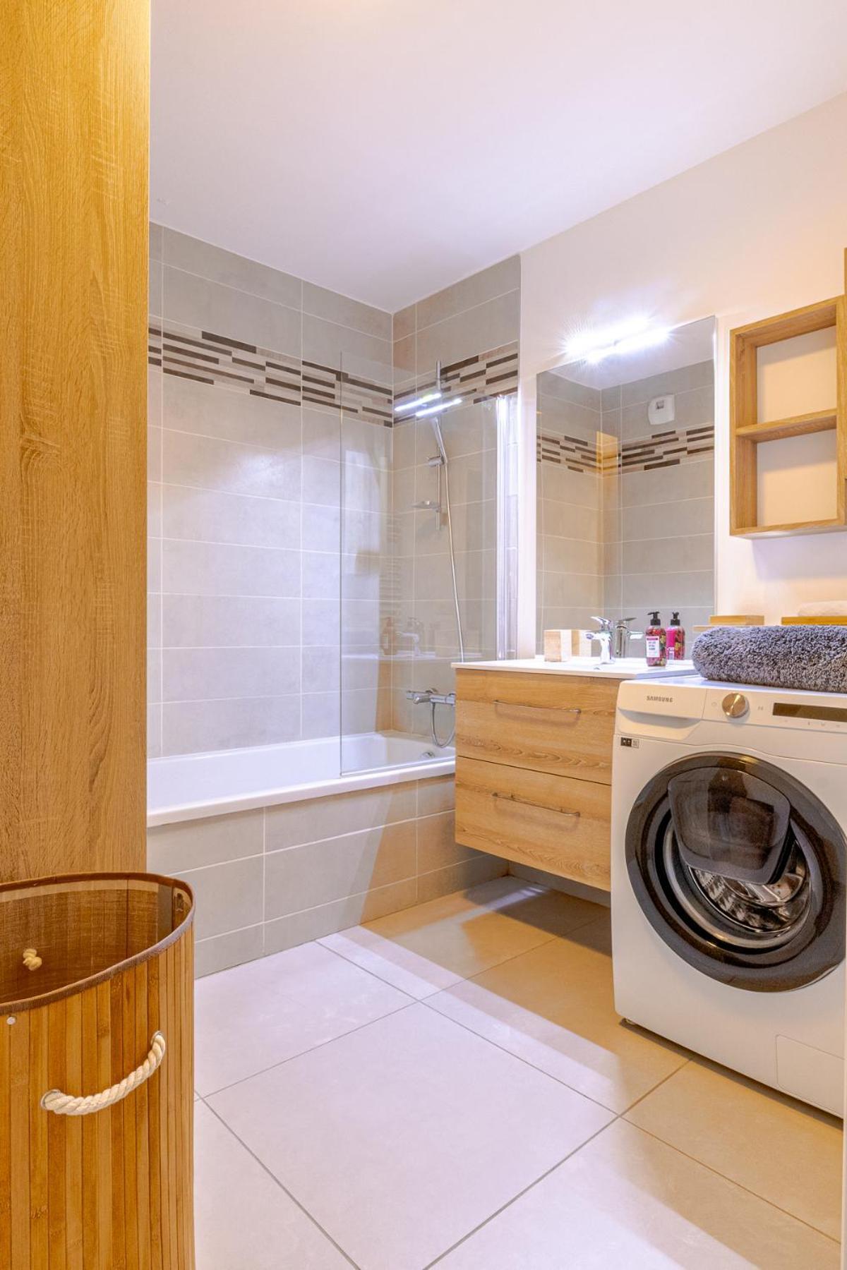 La Plume Vue Lac 3 Etoiles - Garage Prive, Secteur Recherche, Moderne & Tout Equipe, 6 Personnes آنسي المظهر الخارجي الصورة
